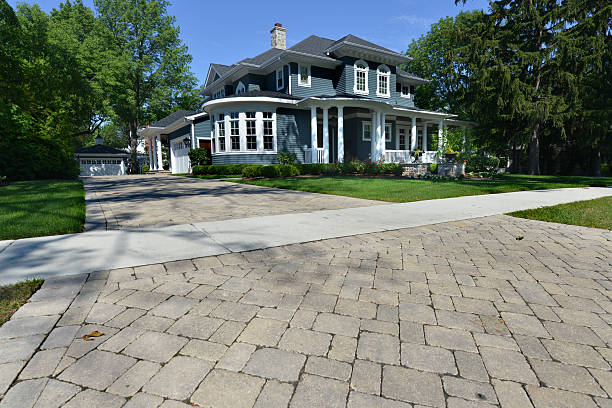 Best Brick Driveway Pavers  in Caledonia, MI